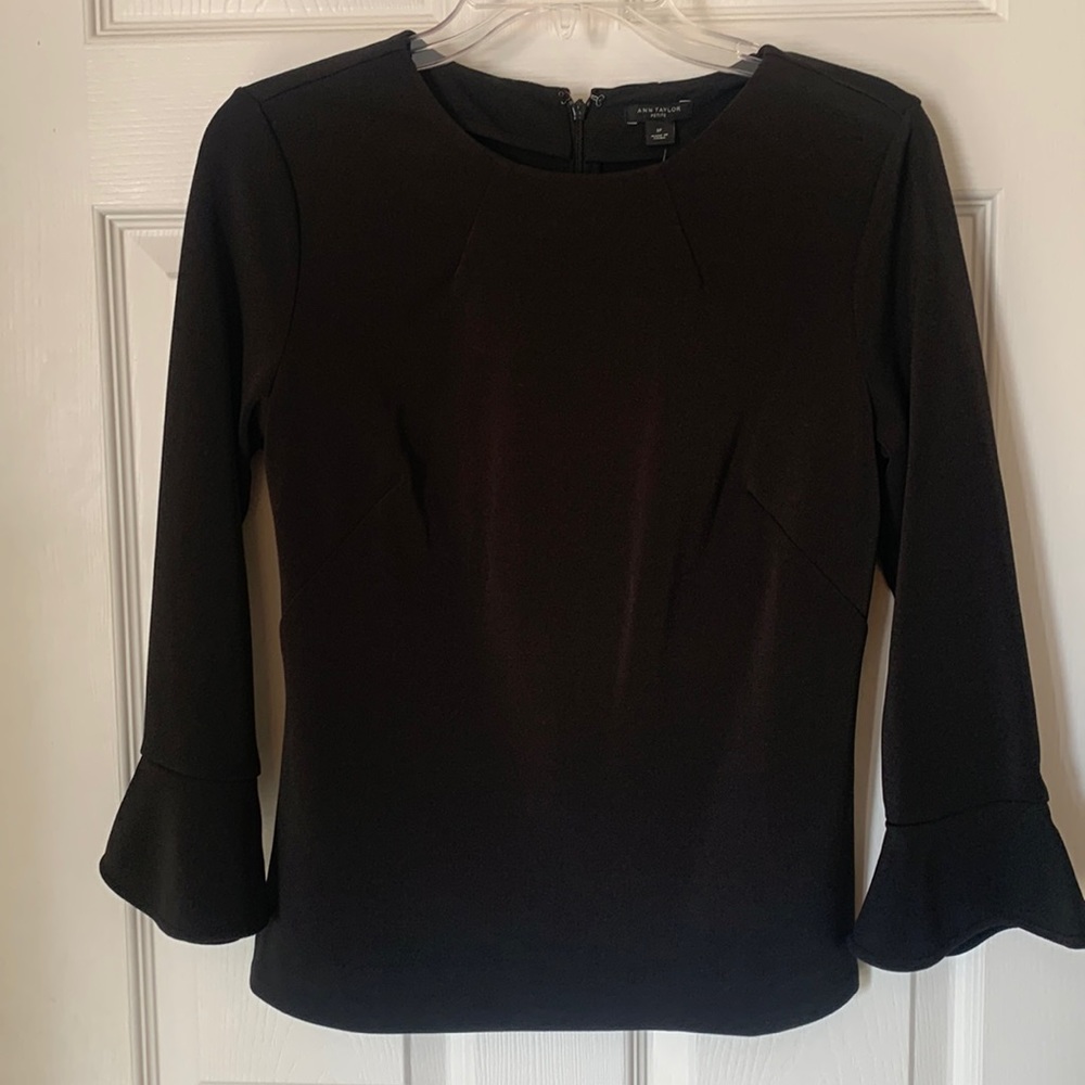 Ann Taylor black top size small petite (new with tags)